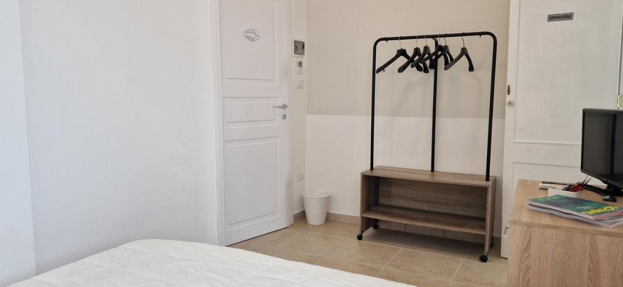 Diaz Rooms Lecce Exterior photo